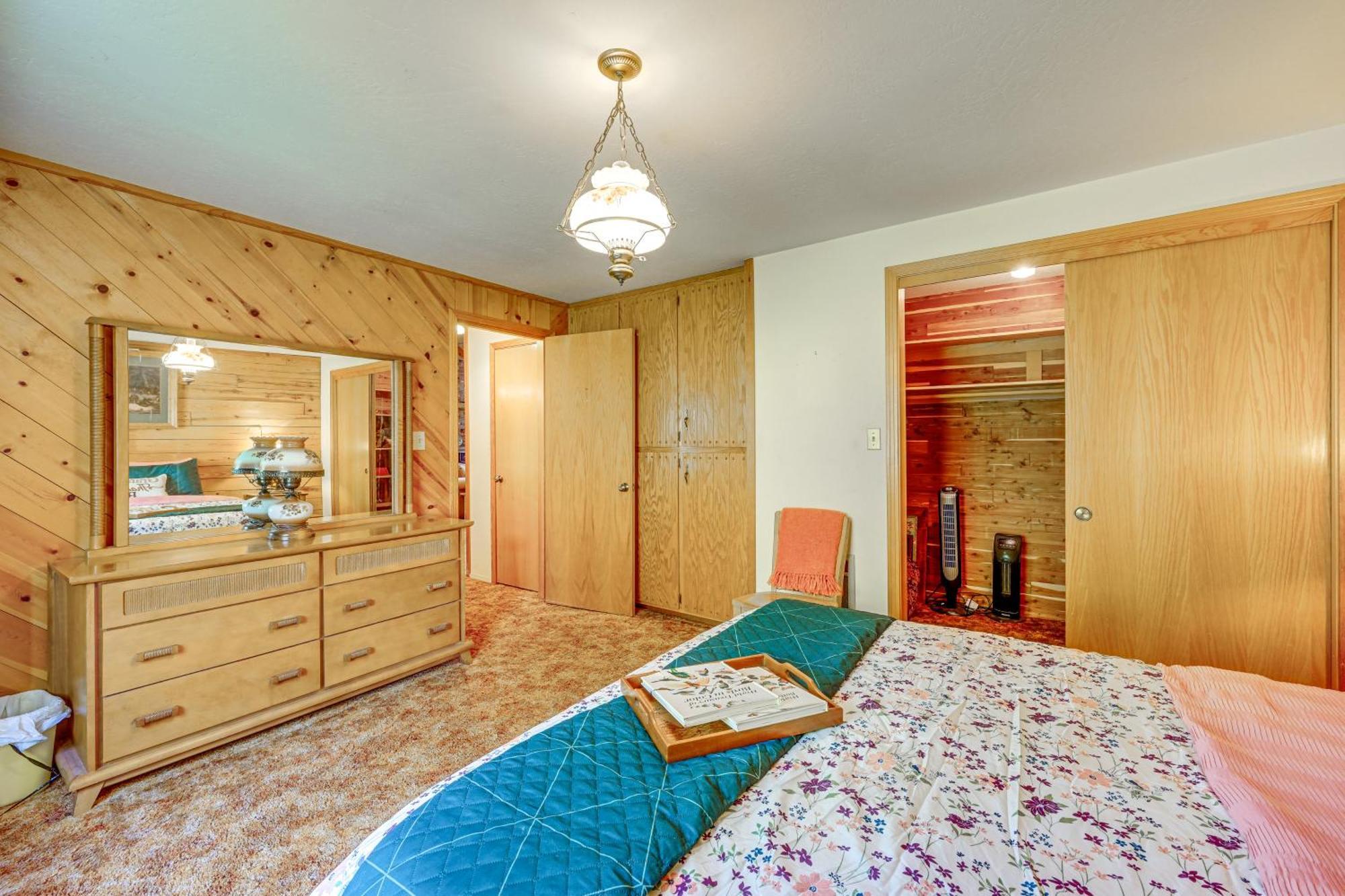 Holiday home Cozy Family-friendly Retreat With Fireplace! Badger