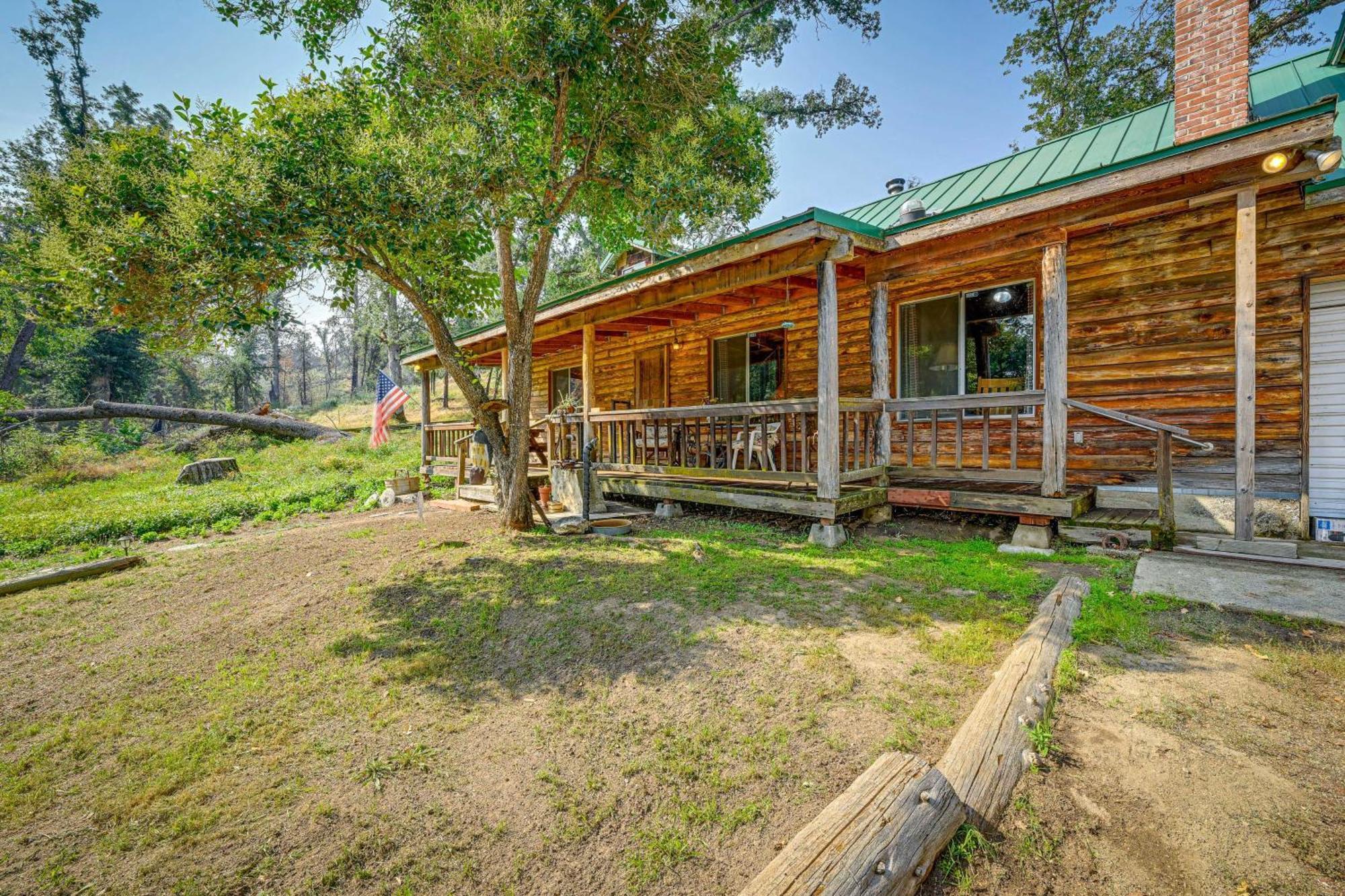 Holiday home Cozy Family-friendly Retreat With Fireplace! *